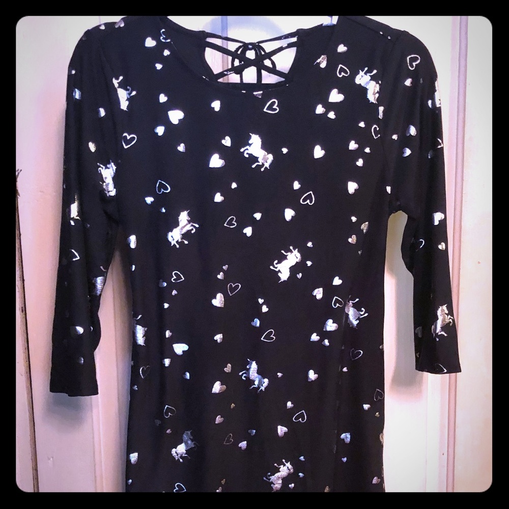 Size youth 16/18 Justice Dress